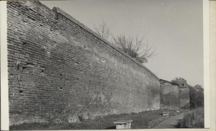 zespół murów miejskich - odcinek płd. od ul. Toruńskiej do ul. Armii Czerwonej, skan 3