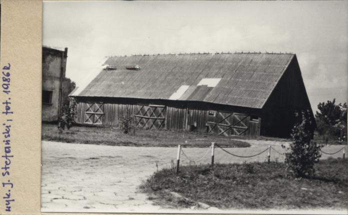 stodoła, skan 2