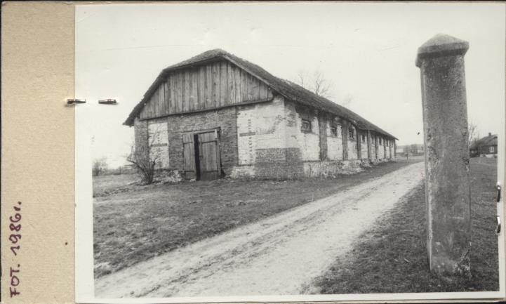 brama folwarczna, pozost., skan 2