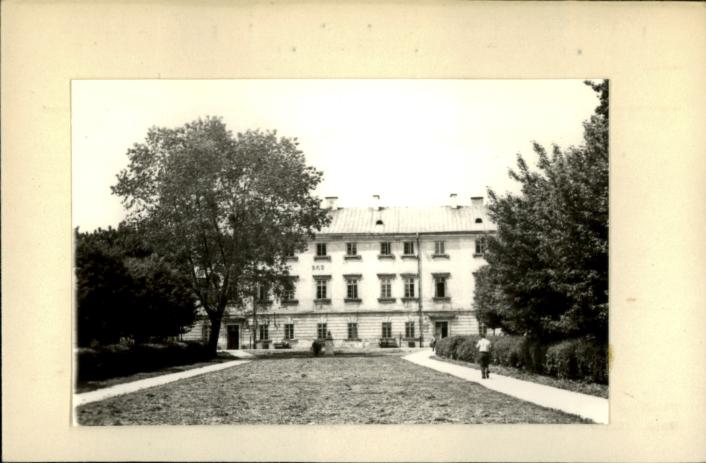 pałac zamojskich, ob. sądy, skan 2