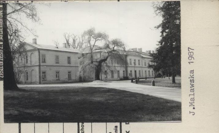 pałac, skan 10