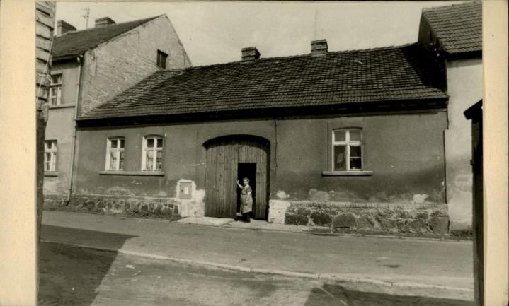 dom; d. stodoła, skan 2