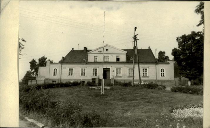 pałac - elewacja ogrodowa, skan 4