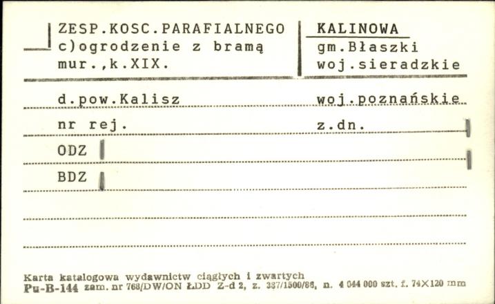 ogrodzenie z bramą - zespół kościoła par., skan 1