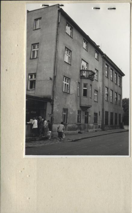 dom wytwórnia galanterii, skan 2