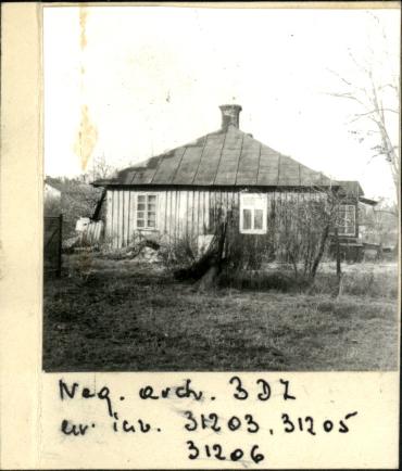 dwór, ob. dom mieszkalny, skan 3