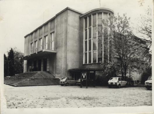 Dom Ludowy im. J. Piłsudskiego, ob. teatr dramatyczny, skan 3
