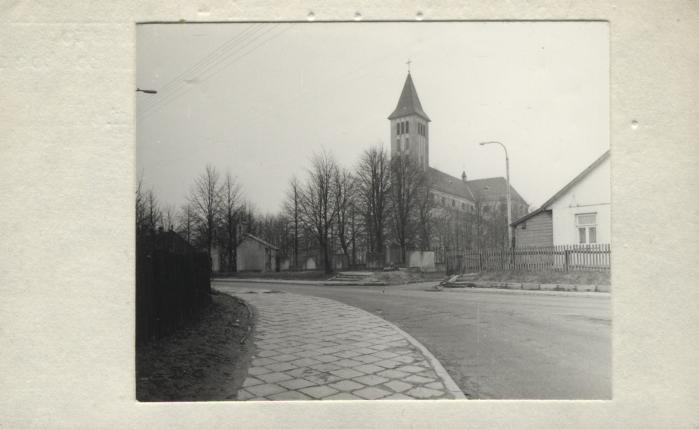 kościół par. pw. św. Stanisława BM i św. Andrzeja Boboli, skan 2