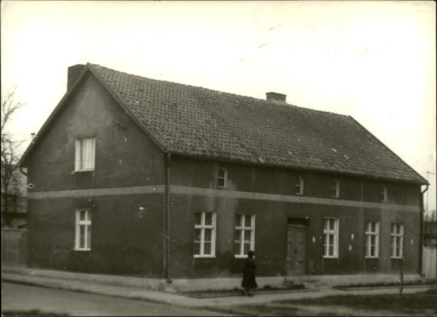 dom, skan 4