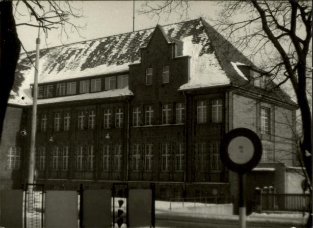 budynek - NBP, komornik, skan 3