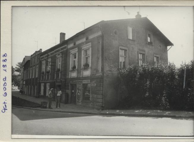 dom mieszkalny, kwiaciarnia, skan 2