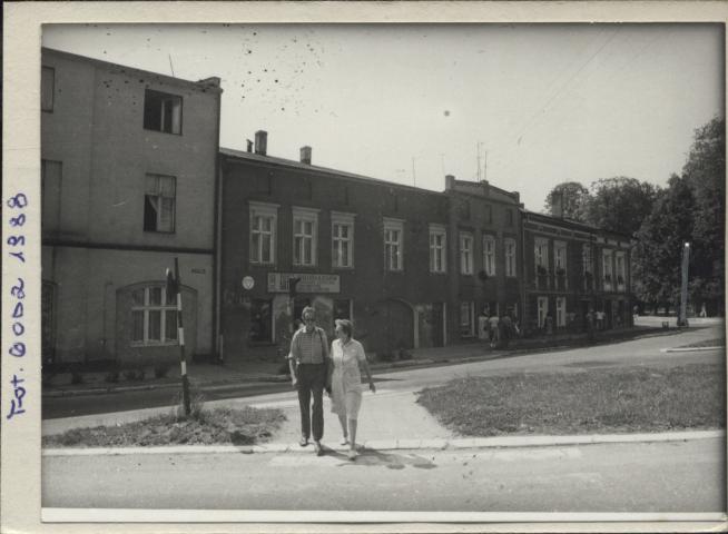 dom mieszkalny, sklep, skan 2