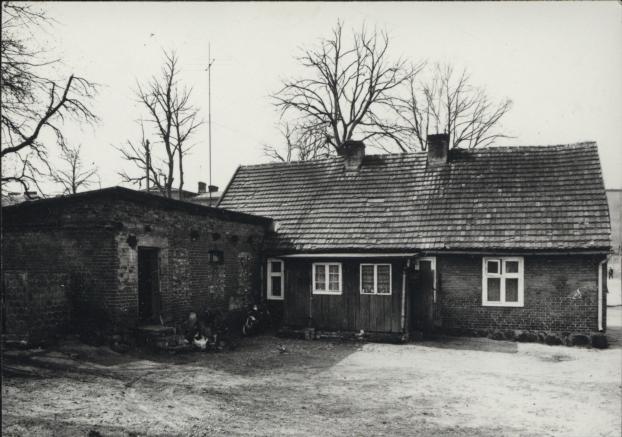 dom, skan 4