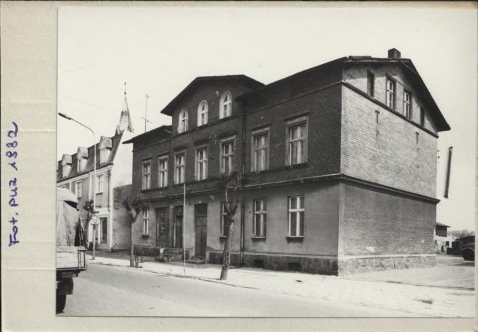 dom mieszkalny, sklep, skan 2