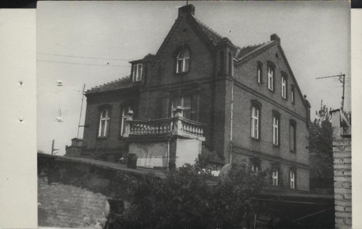 dom, skan 6