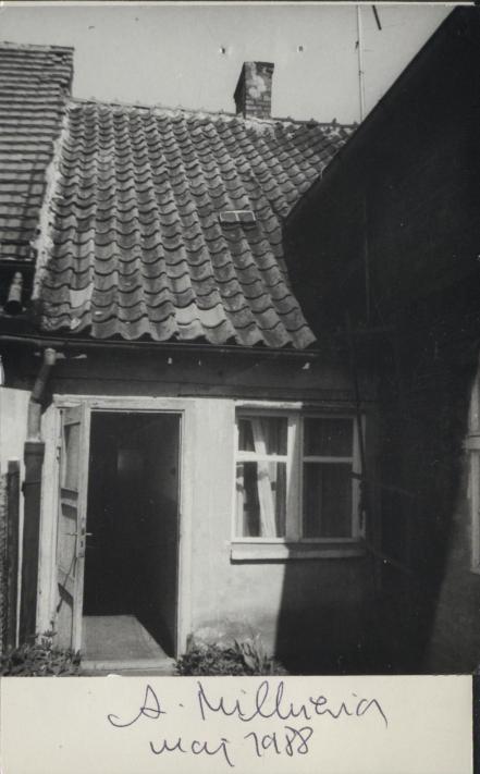 dom I, skan 3