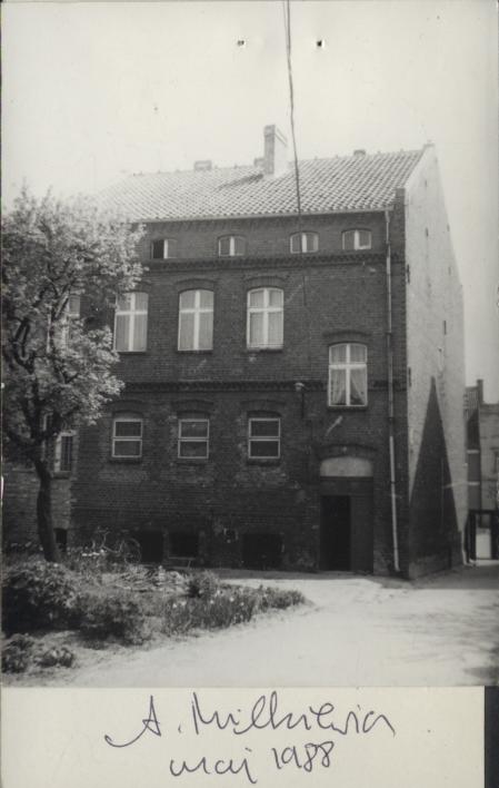 dom, skan 4