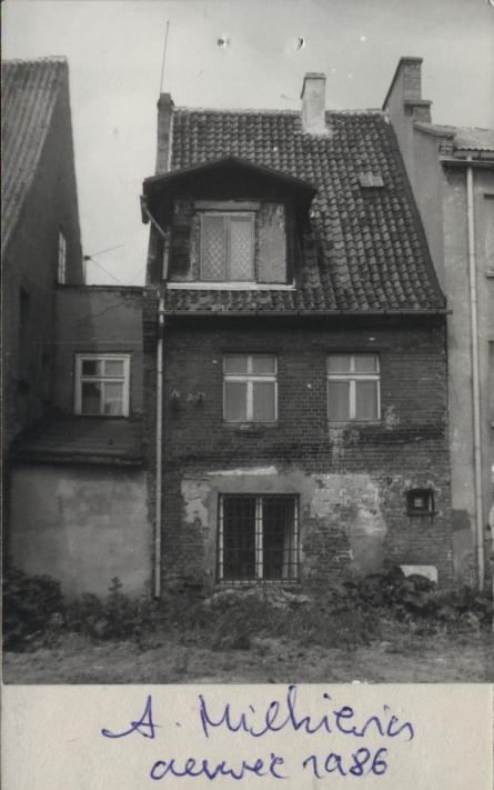 dom, skan 2