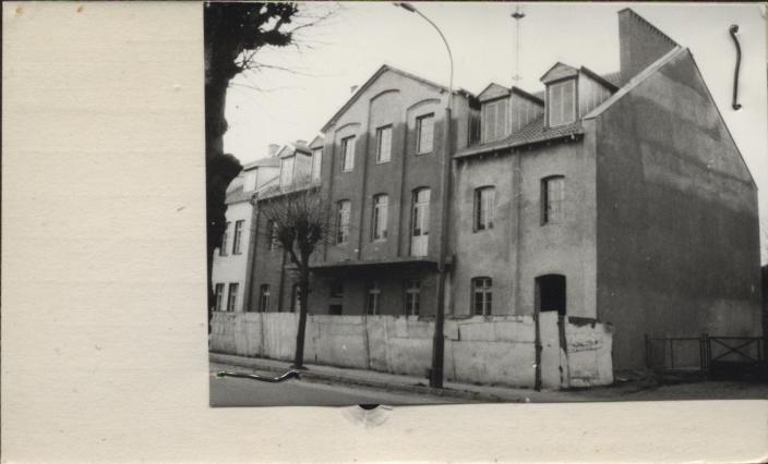 budynek mieszkalno-usługowy, skan 2
