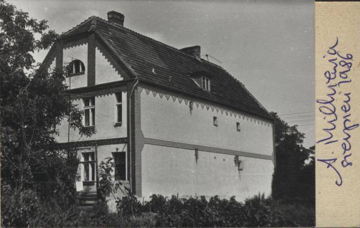 dom, skan 4