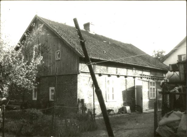 dom, skan 6