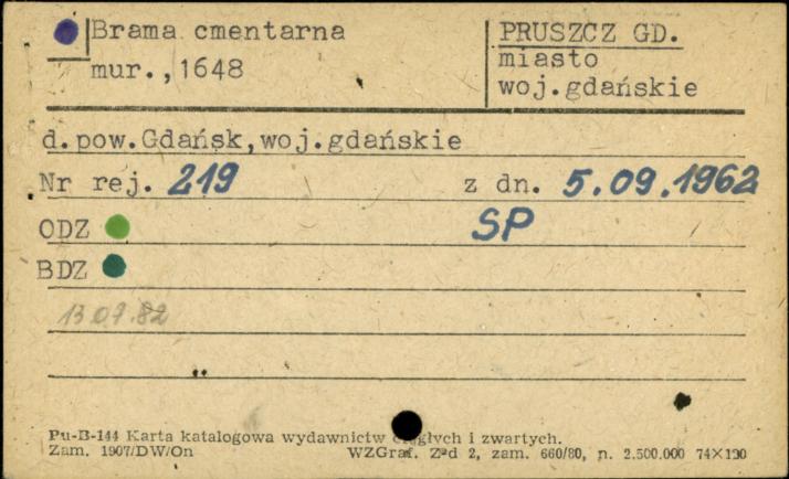 brama cmentarna, skan 1