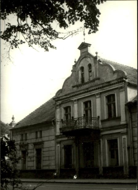 dwór, skan 3