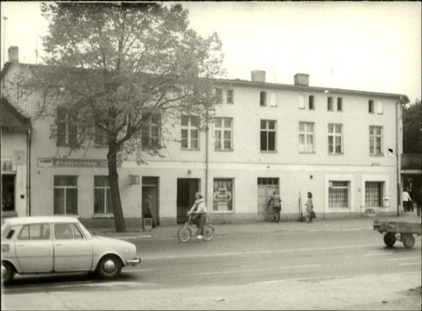 dom mieszkalny, bar, usługi, skan 3
