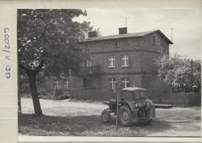 dom, skan 2