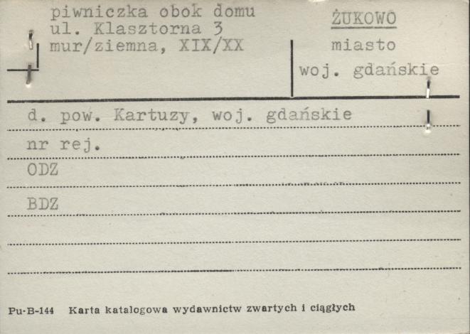 piwniczka obok domu, skan 1