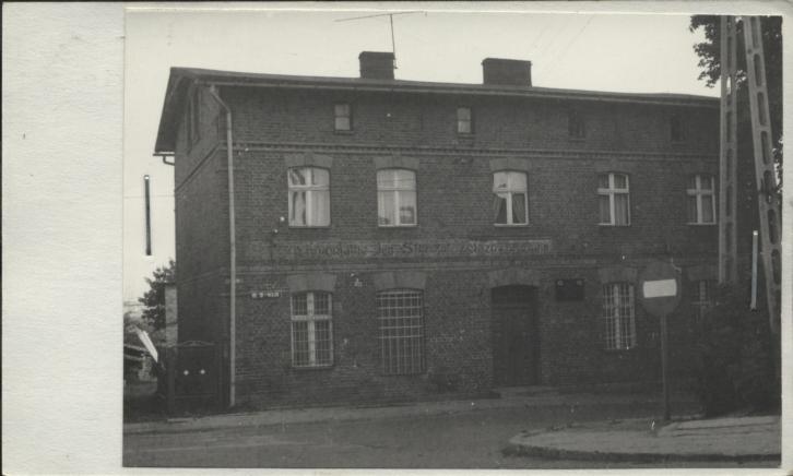 dom mieszkalny, ob. bank, skan 2