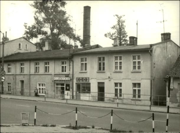 dom mieszkalny, sklep, skan 3