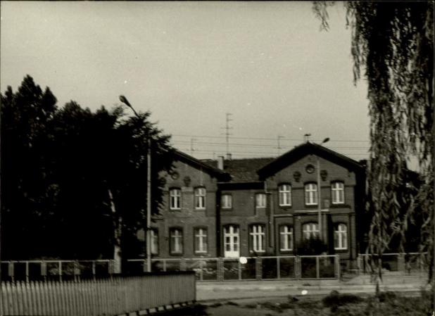 dom mieszkalny ob. technikum rolnicze i ogrodnicze, skan 3
