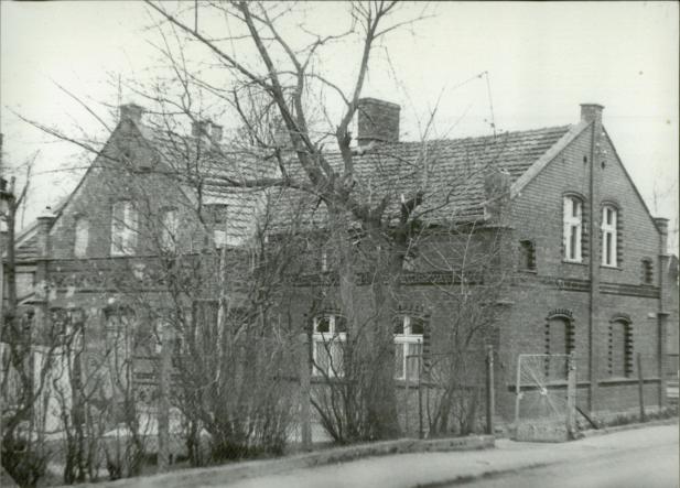 dom, skan 4