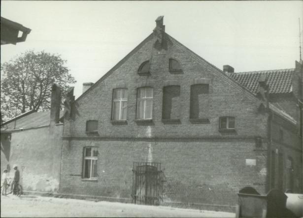 dom, skan 4