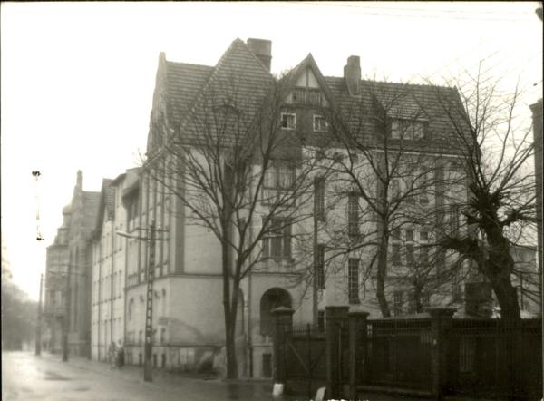 dom, skan 2