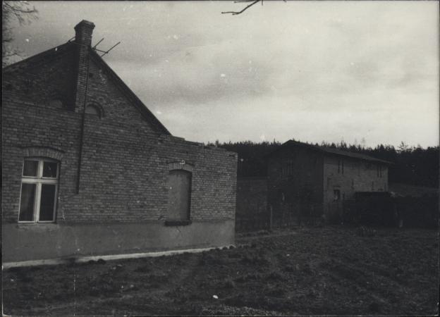 budynek gospodarczy przy domu, skan 5