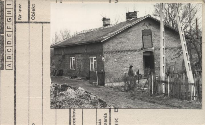 dom, skan 2