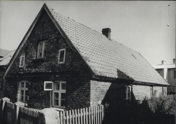 dom, skan 4