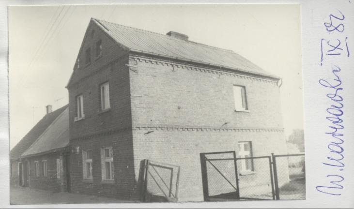dom, skan 2