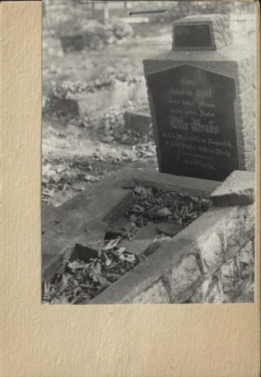 nagrobek/obelisk, skan 2