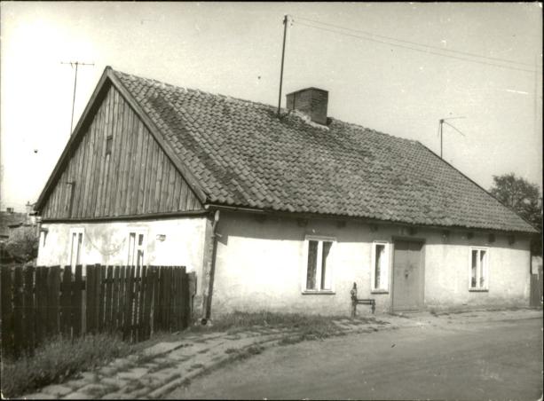 dom, skan 4