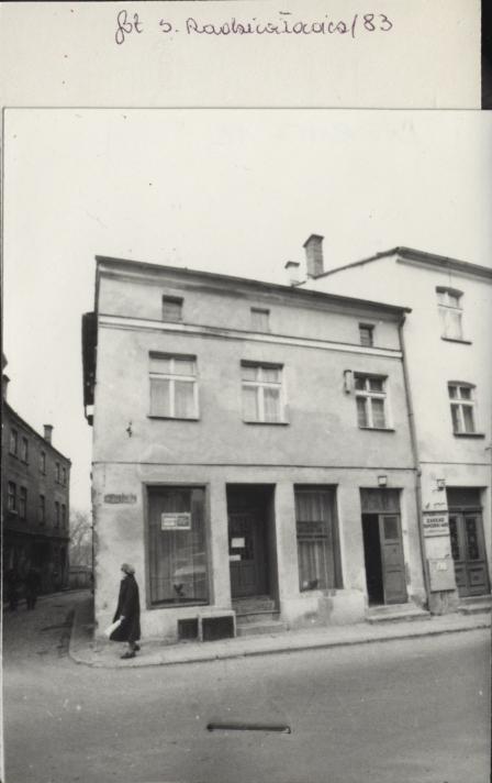 dom mieszkalny usługi, skan 2