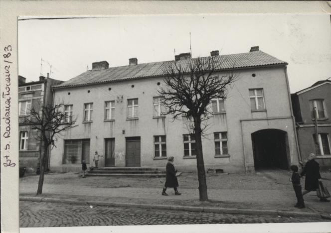 dom mieszkalny usługi, skan 2