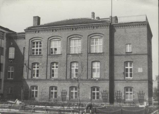 dom; Ośrodek szkolno-wychowawczy nr 1, skan 3