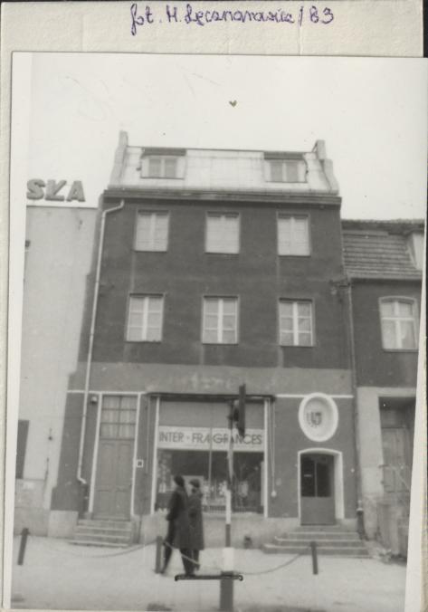 dom mieszkalny, sklep, skan 2