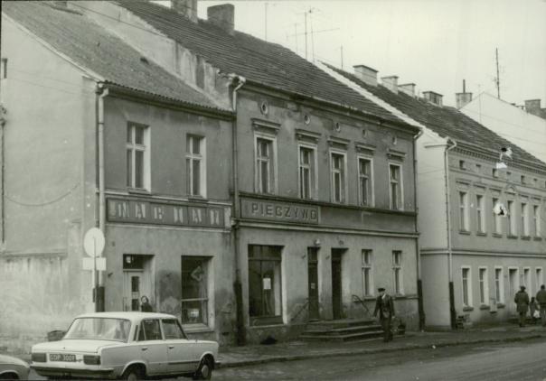 dom mieszkalny, sklep, skan 3
