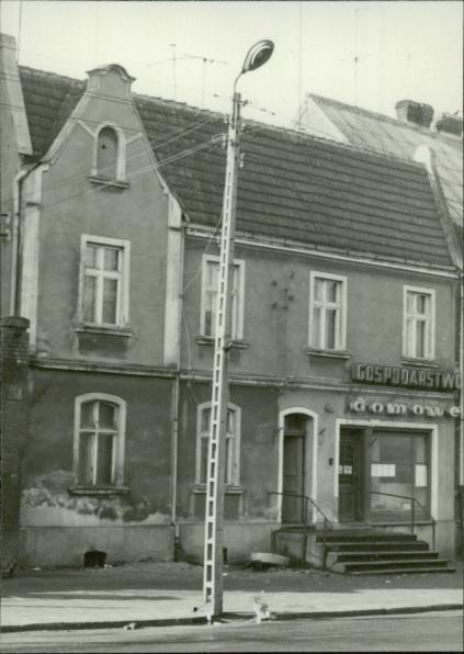 dom mieszkalny, sklep, skan 3