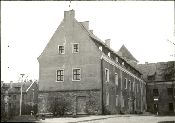 zamek, skan 4
