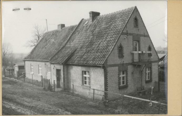 dom, skan 2